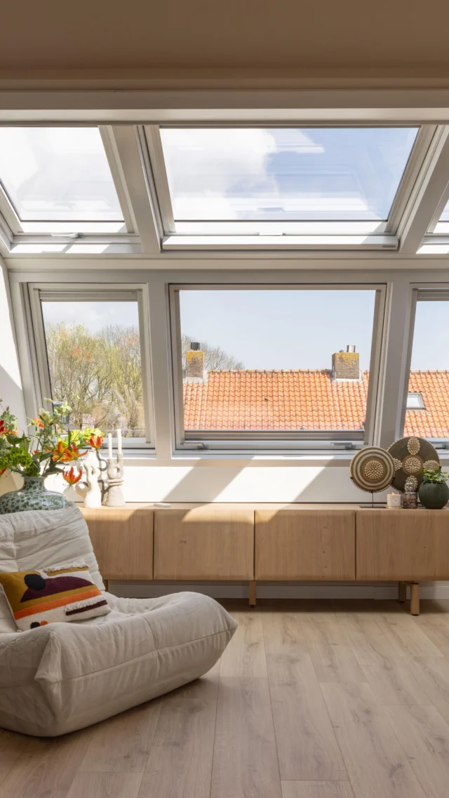 Een transformatie van hoog niveau 😍

#BONTE mocht weer bijdragen aan dit prachtige project in @DeGroteHuisverbouwing met de sfeervolle #BONTEAntiekeIJsselsteen wand. Van een verouderde zolder naar een warme, multifunctionele ruimte met industriële charme. 

Benieuwd naar het eindresultaat? Kijk vandaag om 16:50 op SBS6 of maandag om 15:50 de herhaling op hetzelfde kanaal!